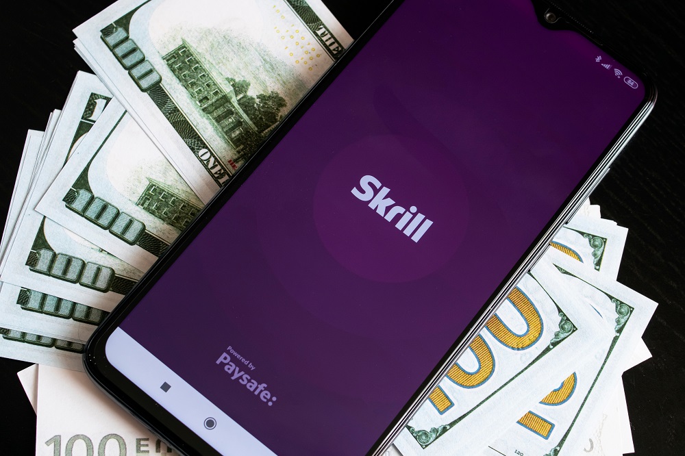 Ce inseamna skrill pentru pariori si jucatorii de casino