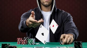 Consulta cele mai bune carti de poker inainte de a juca